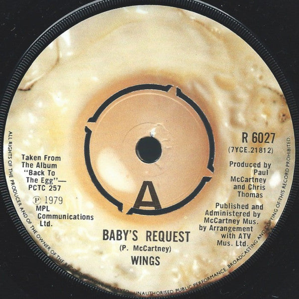 Wings (2) : Getting Closer / Baby's Request (7", Single)