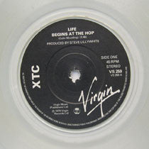 XTC : Life Begins At The Hop (7", Single, Cle)